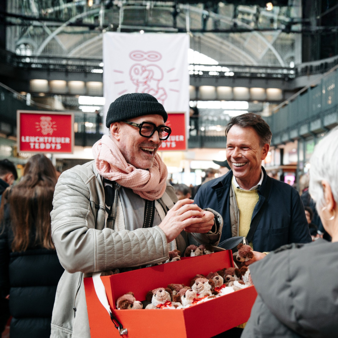 1606D0EC-E4E0-4D78-A5CD-ADA0EB204E84